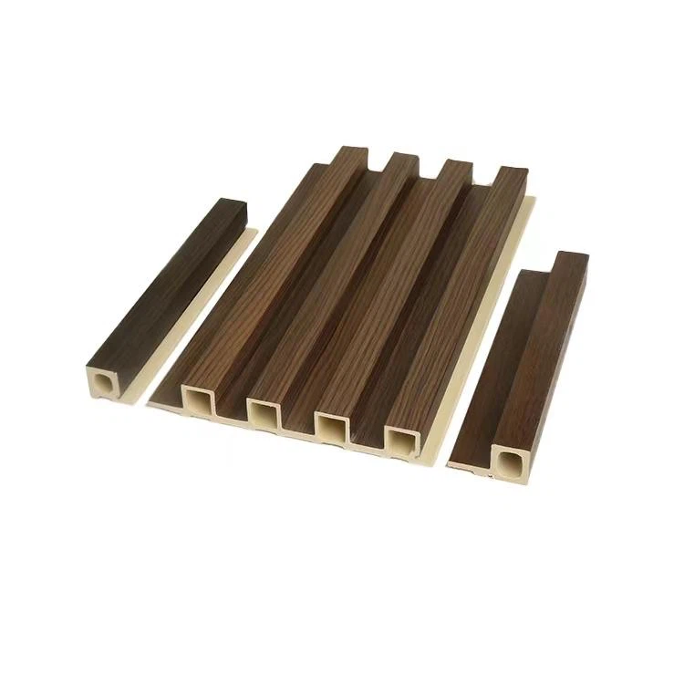 WPC -vegger hjørnet trimstripe